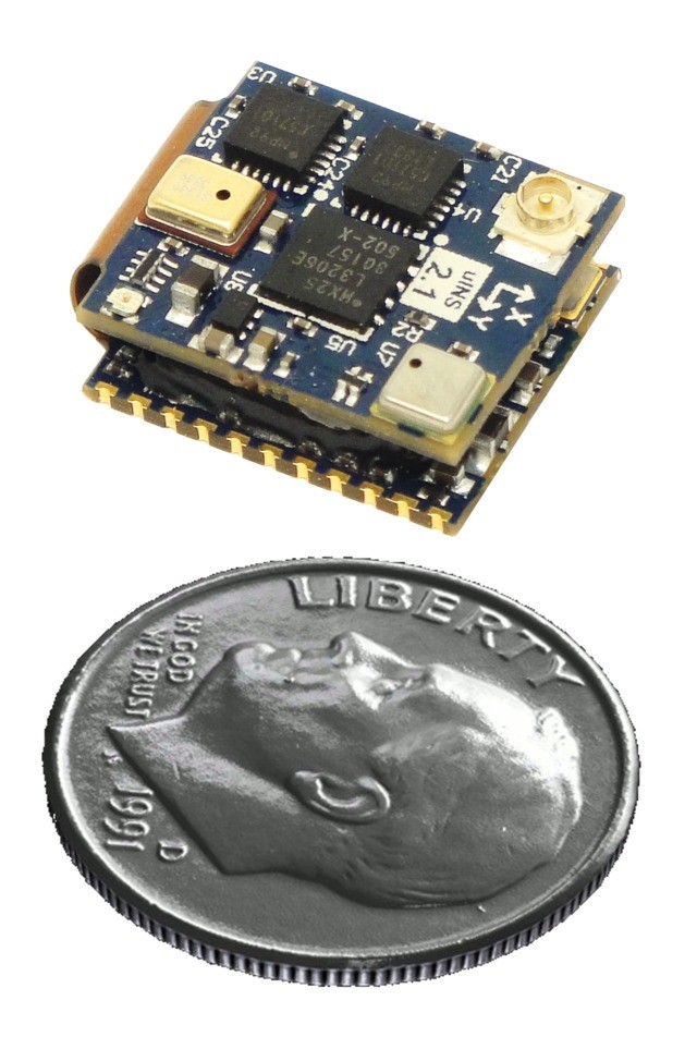 图1:来自Inertial Sense的INS-2µins比美国的1 / 4小，使用传感器数据和GPS数据来提供位置估计。