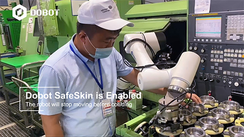 Dobot SafeSkin is Enabled